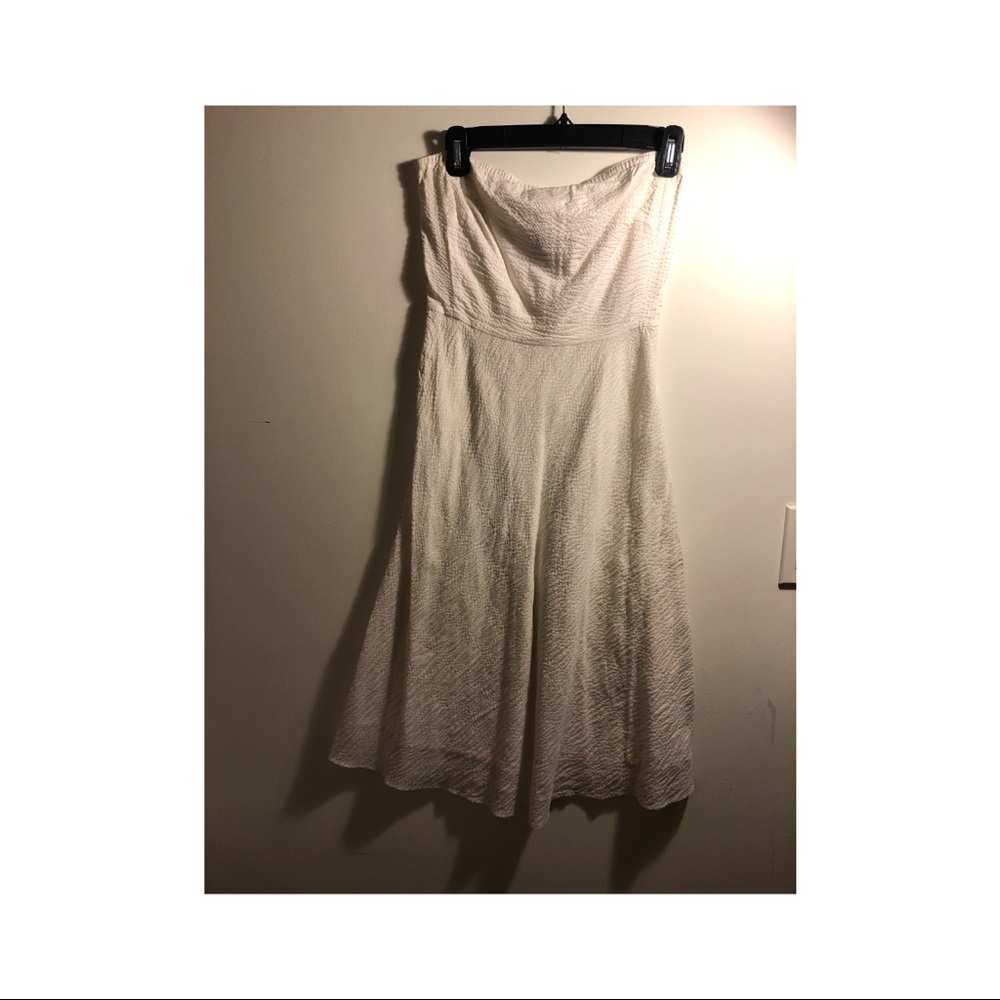 White Cotton Strapless Dress